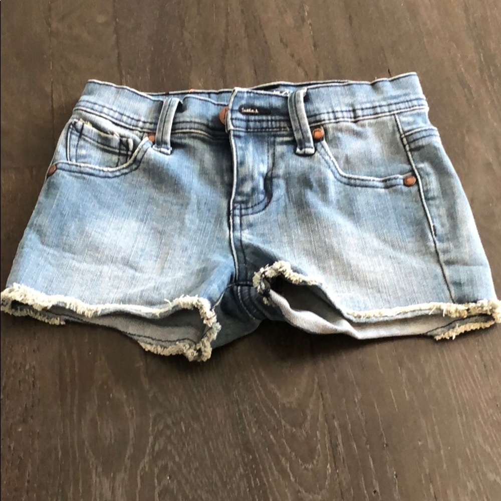 Girls pinc denim shorts